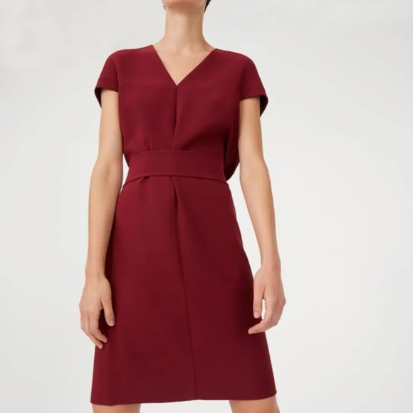 Club Monaco Red Vanellie Belted Short Casual Dress Size 4 Maroon V-Neckline - Picture 2 of 4